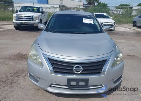 2015 Nissan Altima 2.5/S/Sv/Sl из США, поврежденный, VIN 1N4AL3AP4FC593481